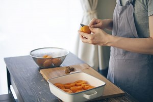 How to Cut an Apricot