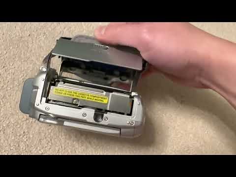 Demoing the Canon MV940 MiniDV camcorder