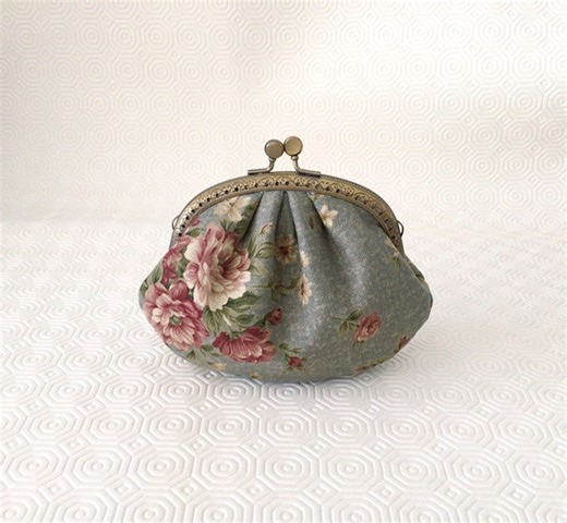 Shell Purse Pattern: Kiss Clasp Frame Clutch (PDF Pattern) - Etsy