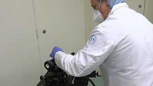 Ultrahigh Resolution Mouse Optical Coherence Tomography to Aid Intraocular Injection in Retinal Gene Therapy Research