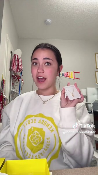 Unboxing Kendra Scott's New Jewelry Collection