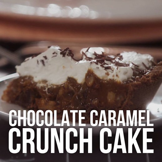 Giada's Chocolate Caramel Crunch Pie will amaze your guests! Save her recipe: http://www.foodtv.com/5bd3q. | Food Network