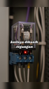 Relay kecil, fungsi gede. Omron LY2N ini yang ngatur logic, switching, dan interlock di balik panel. Tanpa dia, kontrol nggak bakal jalan.” Hashtag: #Relay #OmronLY2N #ControlPanel #ElectricalEngineering #Automation #Instrumentation #PanelListrik #Maintenance #IndustrialReels #EngineeringTalk #TeknisiListrik | Ujang Tea