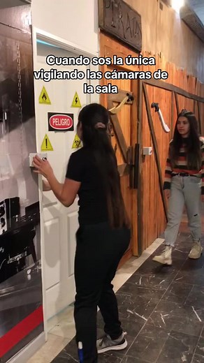 Hilarious Escape Room Fails Compilation!