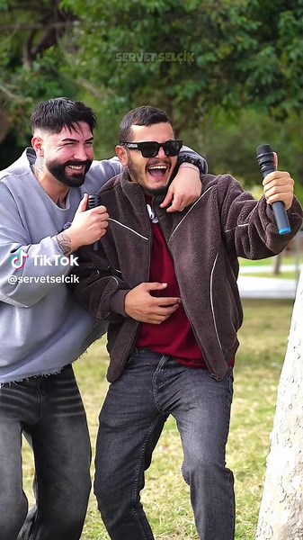 ‏Türkiye’de beatbox şakası 🤣🤣 #servetselçik | beatbox prank videos