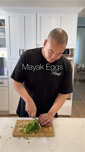 This is how I make Mayak Gyeran aka Korean marinated eggs. The term Mayak Gyeran actually translates to “drug eggs” which signifies how addictively good they really are. They’re so simple to make and absolutely delicious. If you want to make this kid friendly, you can opt out on adding the chilis. Also, If you don’t have an egg cooker, for soft boiled eggs, boil the eggs for 6 minutes then put them in an ice bath to stop the cooking. Step by step instructions in the video. Ingredients posted bel
