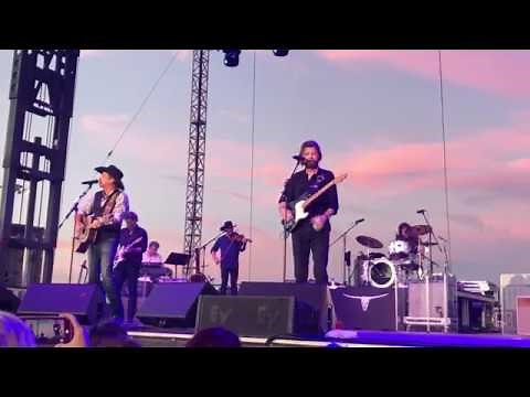 Brooks & Dunn - Neon Moon - Live 2018