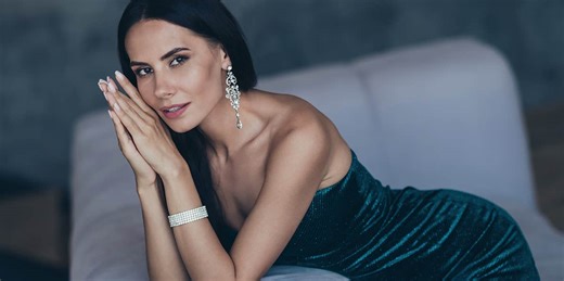 What Does Bougie (Or Boujee) Mean? A Simple Guide To The Slang Term Everyone's Using