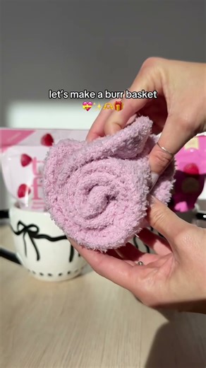 IF YOU’RE IN NEED OF LAST MINUTE GIFT IDEAS THIS IS FOR YOU 💝🎁 Laneige Holiday Sets