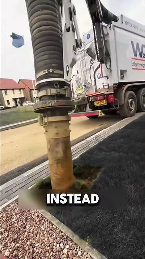 Why This Machine Digs Without a Bucket! Vacuum Excavator 🚜💨