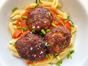 6.9K views · 20 reactions | We call this dish "maximum comfort meatballs." A perfect recipe to dive into and then enjoy its delicious bounty → https://recipes.anovaculinary.com/recipe/sous-vide-meatballs-3 | Anova | Facebook