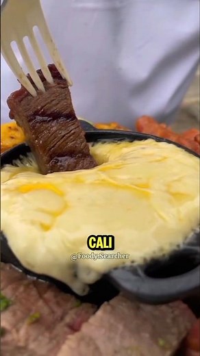 Colombia’s Ultimate Meat Lover’s Paradise: Juicy Steaks, Crispy Pork, and Irresistible Sauces