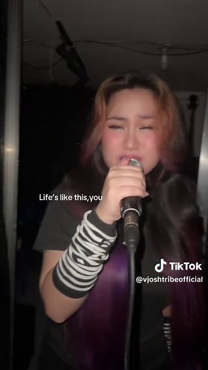 Avril Lavigne's 'Complicated' Lyrics Explained