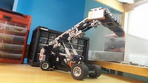 LEGO MOC-4465 Container Telehandler (Technic 2016)