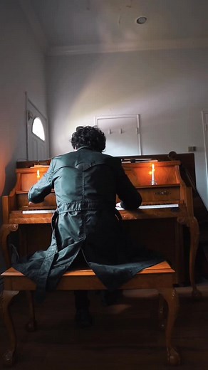 Howl's Moving Castle Main Theme Interpretation