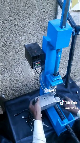 DIY USB Cable Injection Machine Explained