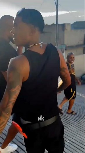 Check out MC Poze's best release of the year with MC Kadu on Ajaxx's album.