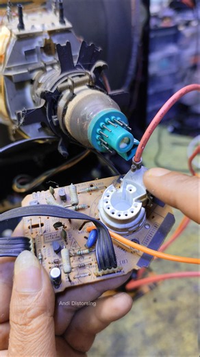 Simple trick #installation #socket #crt #tv