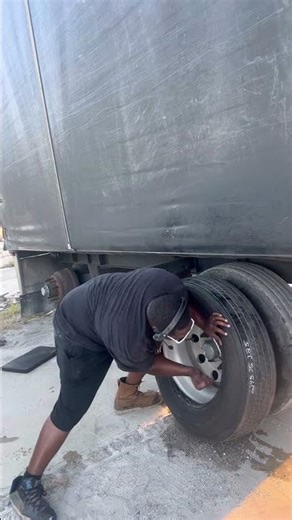 This how you put a semi tire on with a screwdriver.😮