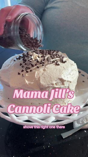 Delicious Cannoli Cake Recipe for Easy Homemade Treats