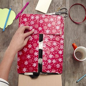 478K views · 52 reactions | You've been there, haven't you? #giftpackingchallenges | Mondi Group | Facebook