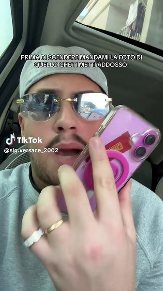 Prima di scendere mandami la foto di quello che ti metti