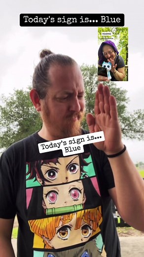 Replying to @lizzybizzy860 @deafismashow