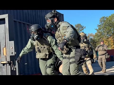 SWAT Week EP.1: Hostage rescue and physical abilities test