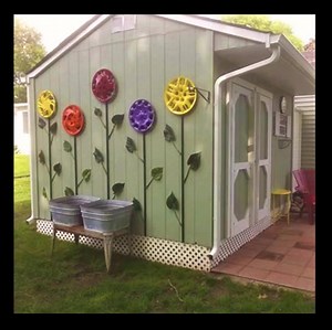 471K views · 6.1K reactions | Hubcap Flowers!!! Look Close...LOL!!  All Made From Old Hubcaps!! what do you think? Visit us: www.myincrediblerecipes.com | Recipes From Heaven | Facebook