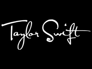 Taylor Swift: Blank Space (High Tone) (2014)
