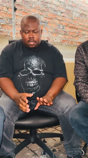 Mpumelelo Mseleku on Instagram: "Isithembu akungabi into efihliwe vela obala ndoda/nsizwa"