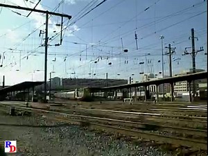 A leased CSX GP40 makes for unusual power leading a MARC commuter train at Washington Terminal. From the Pentrex show "Amtrak’s Northeast Corridor, NYC to DC" https://rfd.video/NECorridor #chessie #chessiesystem #washingtonunionstation #amtrak #amtraktrain | Railfan Depot