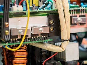 How To Stop Fan Noise On Inverter (  7 Mistakes) - Solar Panel Installation, Mounting, Settings, and Repair.