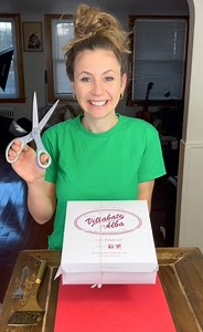 184K views · 936 reactions | Inside a $35 mystery box from NYC's best bakery... Was it worth the hype? Today, Brooklyn travelled to Bensonhurst, Brooklyn, to try Italian pastries from NYC's best Italian bakery, Villabate Alba | Brooklyn B | Facebook