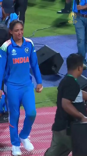 India head coach Amol Muzumdar relishes the special moment as a #CWC25 winner 💙 Watch the #CWC25 celebrations unfold LIVE, broadcast details here ➡️ http://bit.ly/46IKZtI | ICC Cricket World Cup