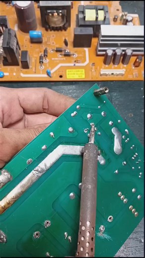 1.2M views · 9.4K reactions | This is an NTC 47D-15 thermistor,...