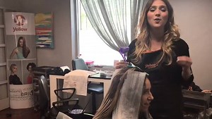 12 reactions | #CambiodeLook para Rosario. Segunda parte: para lograr el efecto de un rubio marcado, pero sutil y natural, empleamos las técnicas de baby lights y strobing. Así pudimos marcar e iluminar determinadas zonas que Rosario quería resaltar. #NoeMoonHair Descubrimos lo mejor de vos | Noe Moon - Hair & Make Up | Facebook