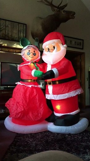 Gemmy Airblown Inflatable Prototype Dancing Santa and Mrs. Claus