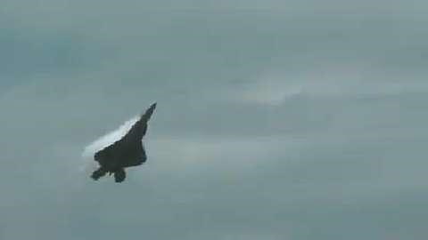 F-22 Raptor Thrust Vectoring