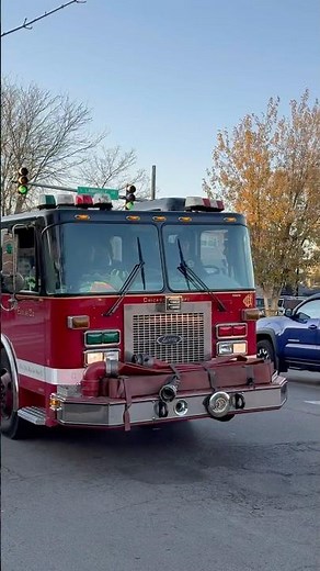 chicago fire department Engine 88 (Spare) returning