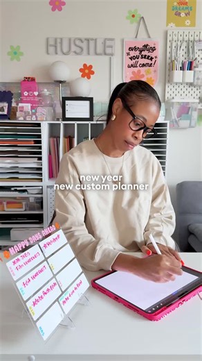 Cricut on Instagram: "Designed exactly how you plan 📆 ----⁠ Project Details⁠ Cutting Machines⁠ ▪️ Cricut Maker 4 Materials⁠/Supplies⁠ ▪️ Cricut Dry Erase Vinyl Tools/Accessories⁠ ▪️ Cricut StandardGrip Machine Mat"