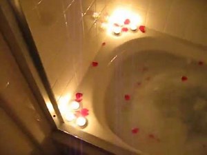 How to Set up a Romantic Bath