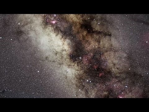 Hubble Zooms Into the Center of the Milky Way | Video
