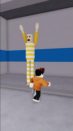 Rar escape ZOMBIE POLICE FAMILY PRISON RUN 😱#roblox #shorts