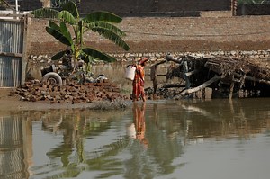 How countries can better cope with flood risk