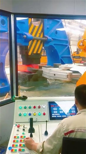 Inside an Iron Moulding Factory 🔥 | Extreme Metal Casting Process Revealed