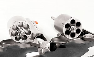 Review: Smith & Wesson Performance Center 686 - Handguns