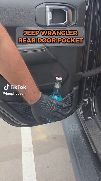 Jeep Wrangler JL Rear Door Pockets for Convenient Storage