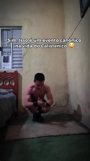 ja aconteceu com você??? 🤣 . . . . . #calistenia #flexões #handstand