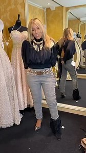 pedidos e información para envíos nacionales e internacionales por whatsApp 34640126479(Granada) 34654011290(Torremolinos) Suscríbete en mi canal de you tube PAPALAGI moda vintage y verás todos mis vídeos 😘 | ByEliss. Tu Asesora de Imagen